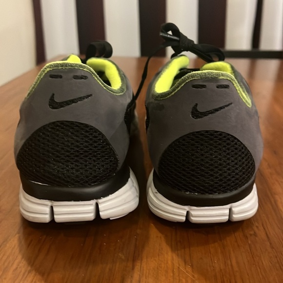 Nike Free 3.0 Shoes Sneakers 354574 003 black volt Men’s Size 8.5 - Picture 10 of 15